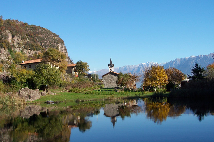lago-moro-chiesa.jpg