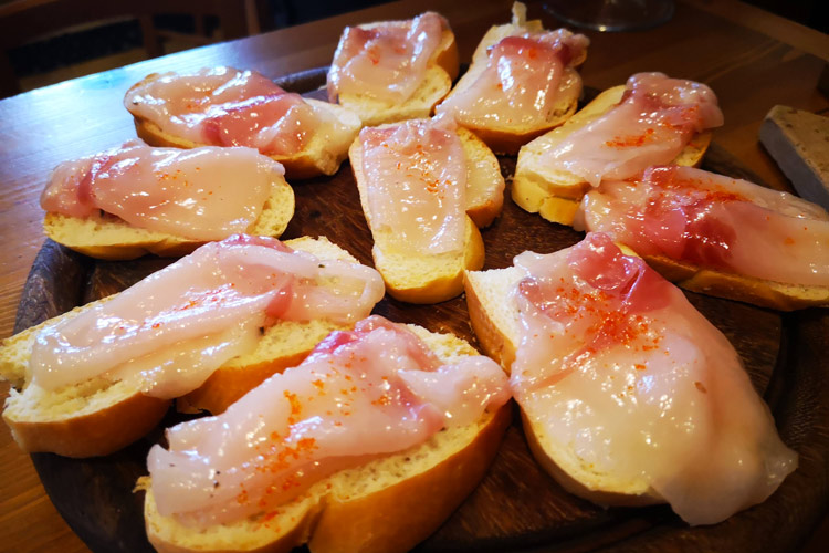 crostini-lardo.jpg