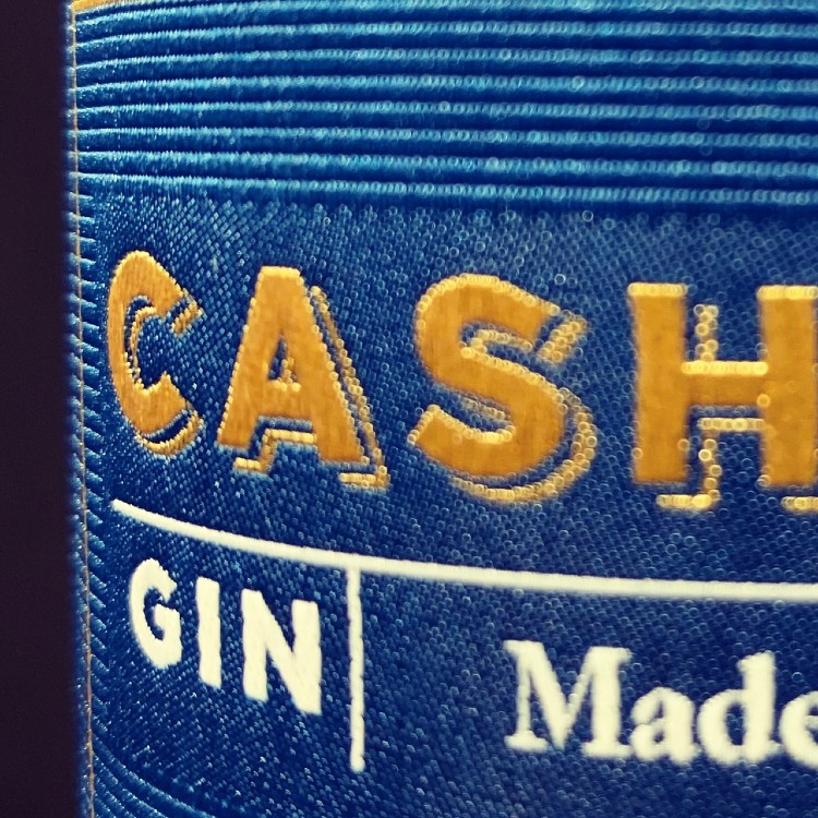 cashmere gin etichetta.jpg