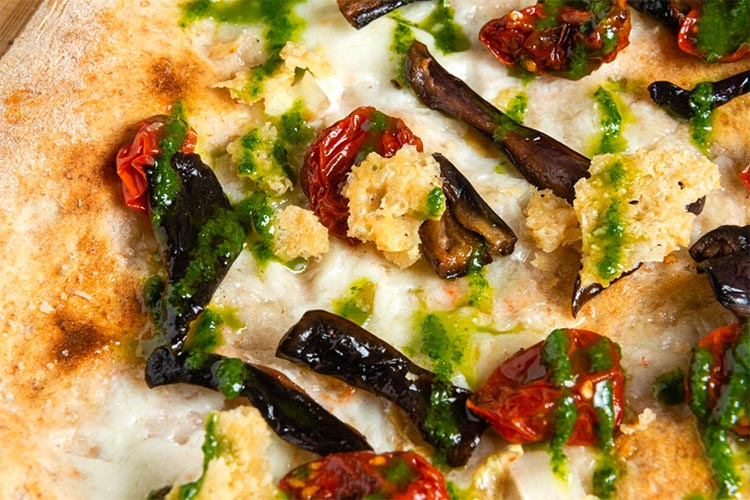 Pizza Parmigiana-pezzo.jpg