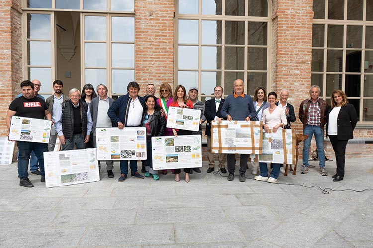 cartelli-produttori copia.jpg