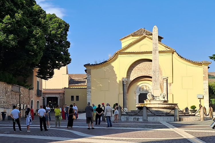 Benevento (11) Chiesa di Santa Sofia.png