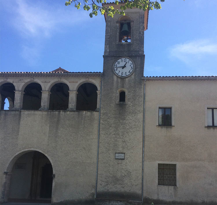 Facciata Santuario copia.jpg