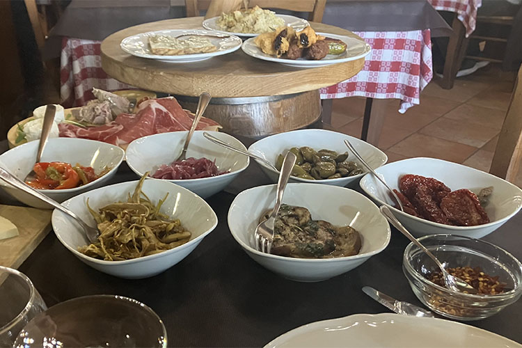 Antipasto copia.jpg