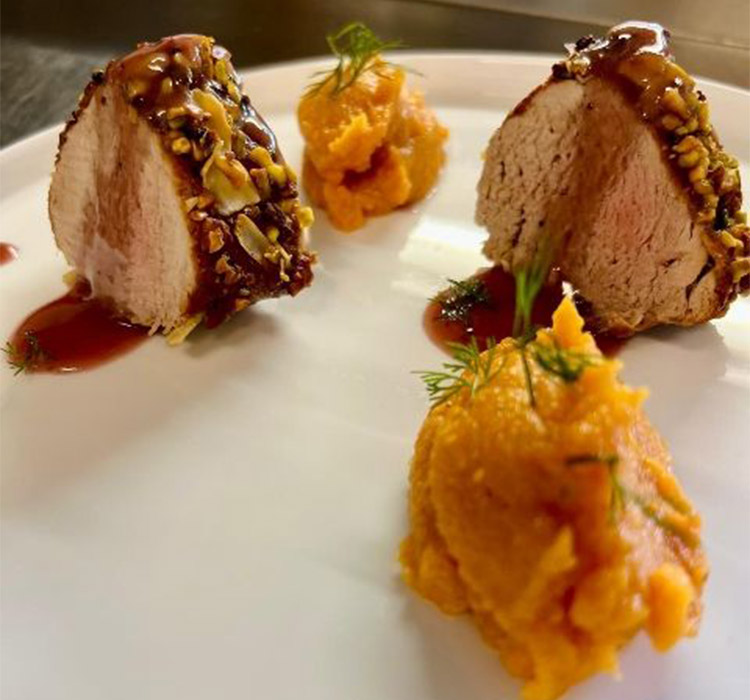 pineta-Filetto di maiale in crosta copia.jpg