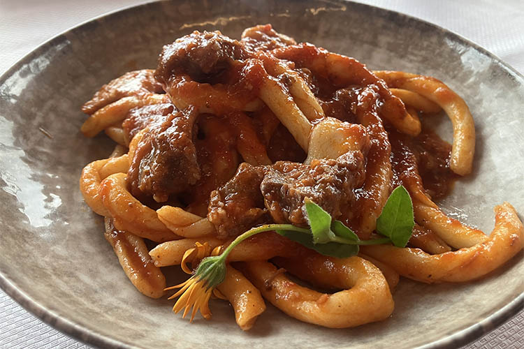 Maccheroni al ragù di capra copia.jpg