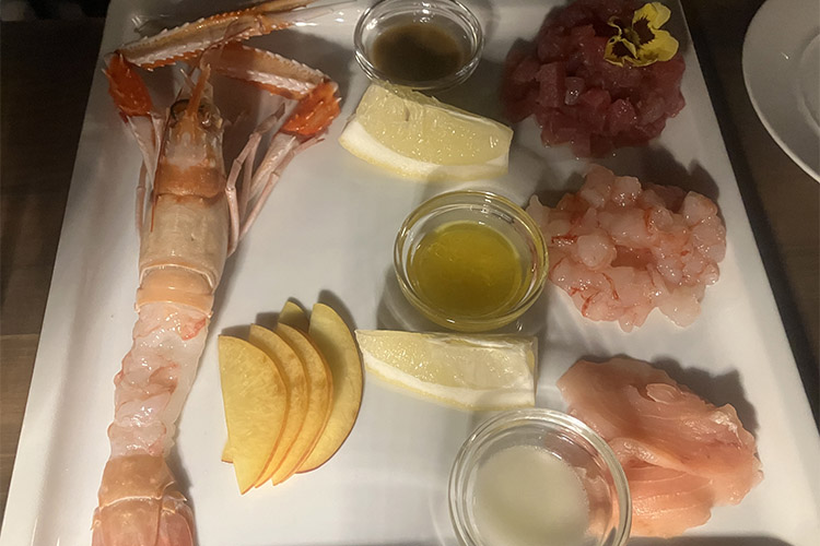 plateaux crudi copia.jpg