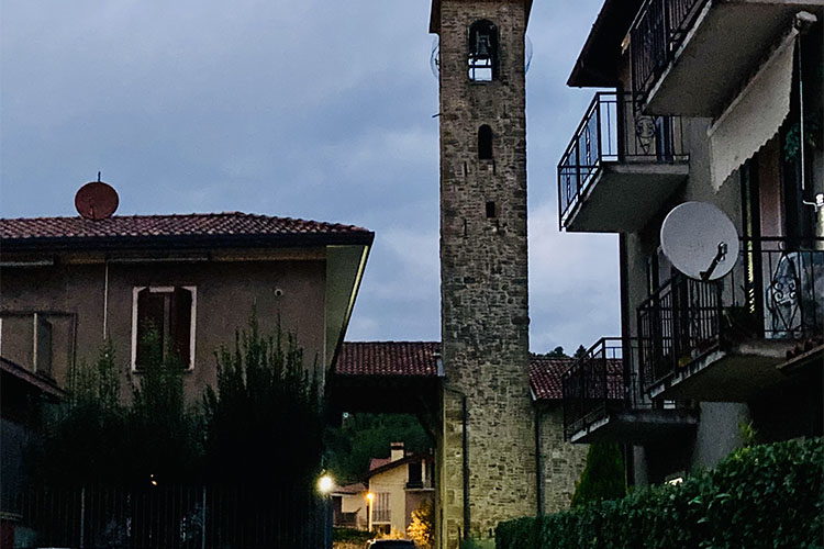 esterno parcheggio.jpg