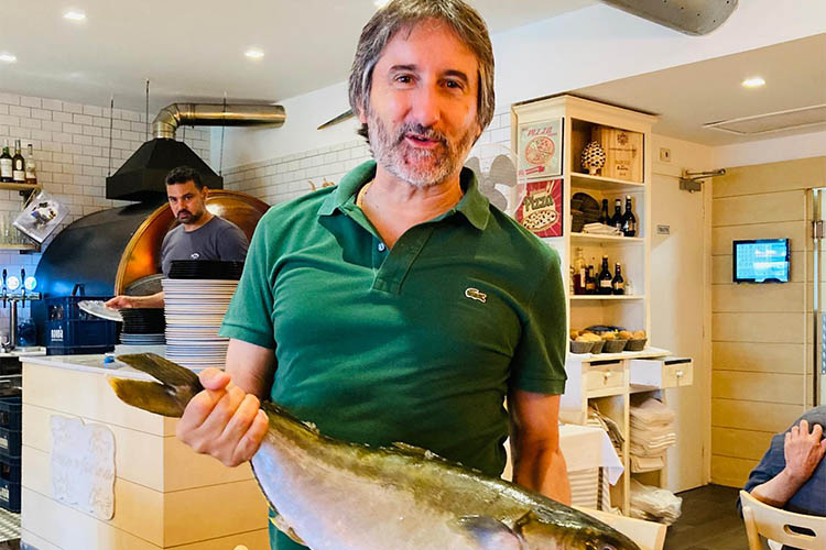 pesce farina-titolare.jpg