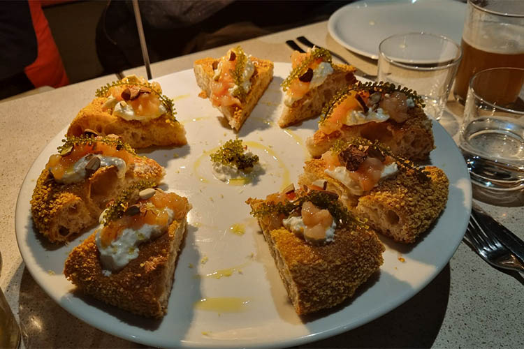 pizza gambero rosso.jpg