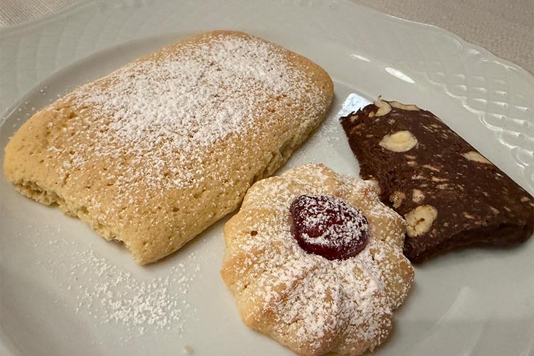 piccol pasticceria.jpg