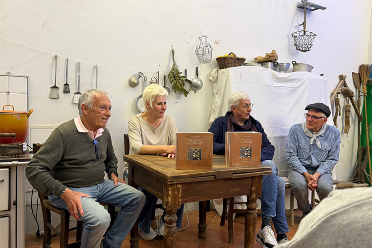 presentazione libro.jpg
