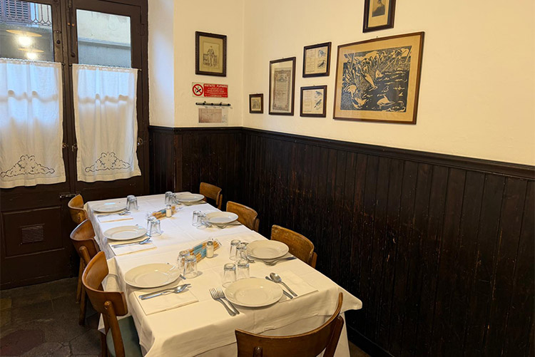 tavolo.jpg
