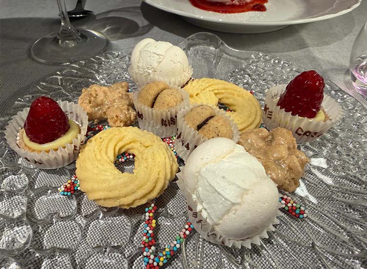 piccola pasticceria.jpg