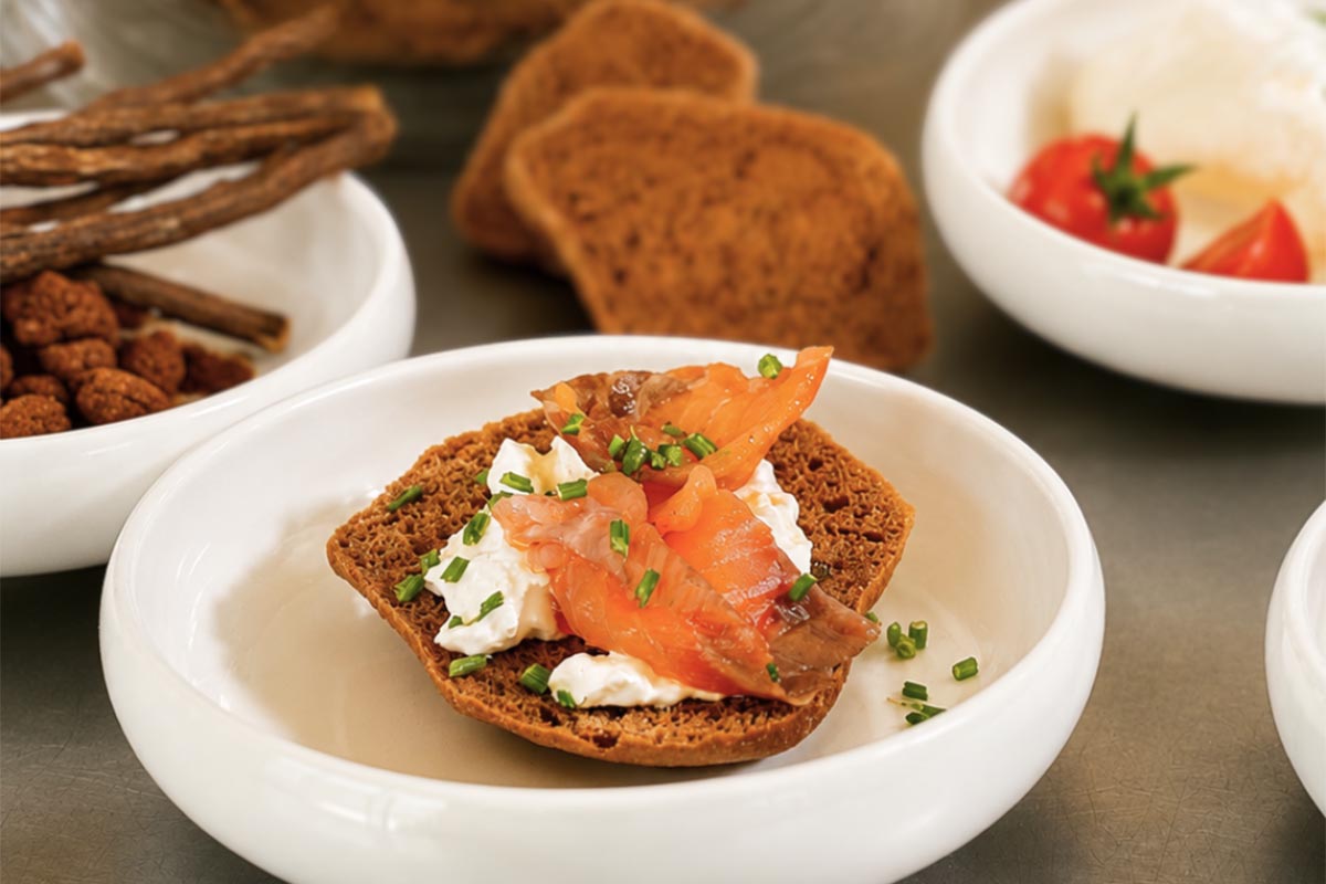 friselle con salmone.jpg