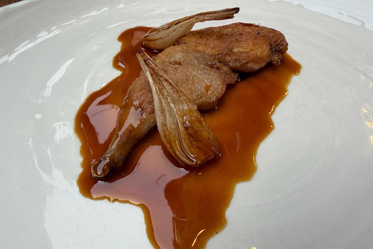 cum quibus-saltimbocca di quaglia con cipollotto stufato.jpg