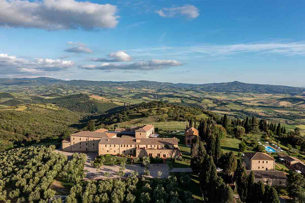 collemassari-tenuta.jpg