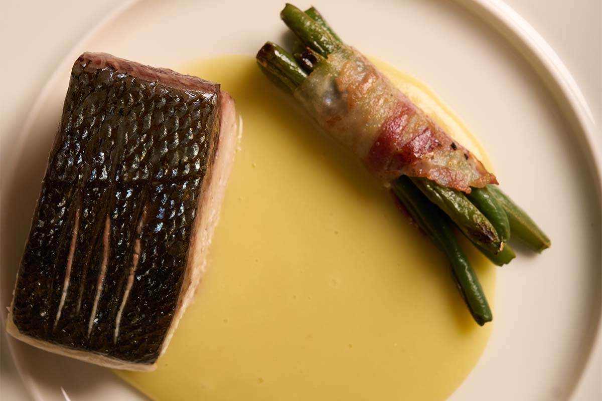 pesce-asparagi-pancetta.jpg