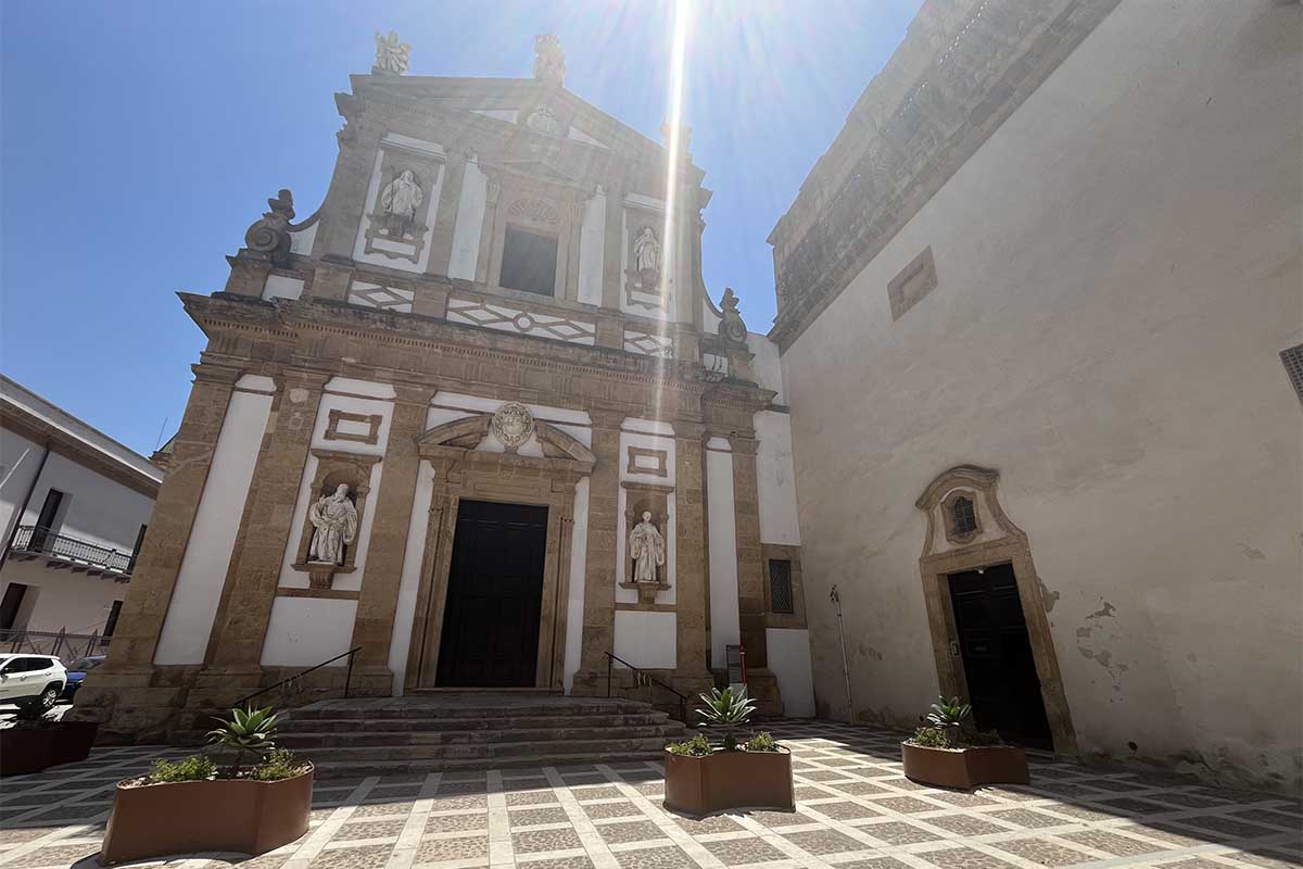 chiesa.jpg