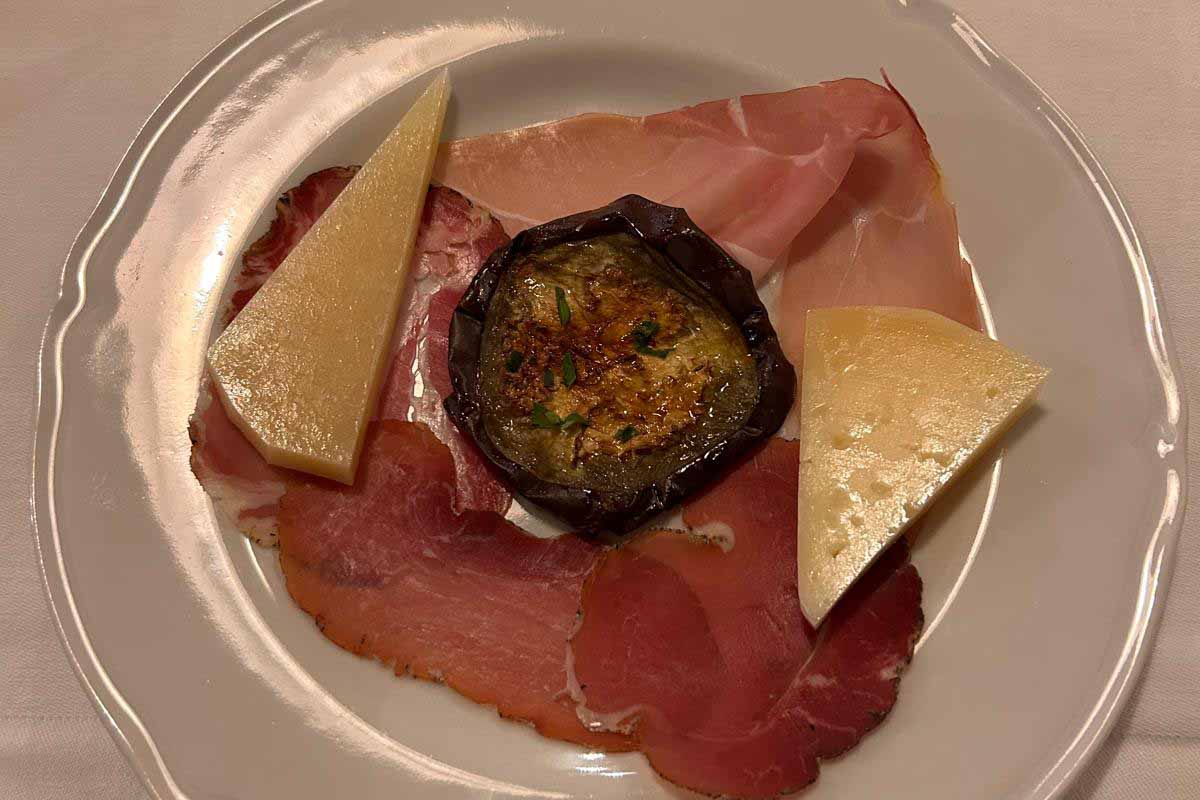 8_salumi_formaggio_melanzana copia.jpg