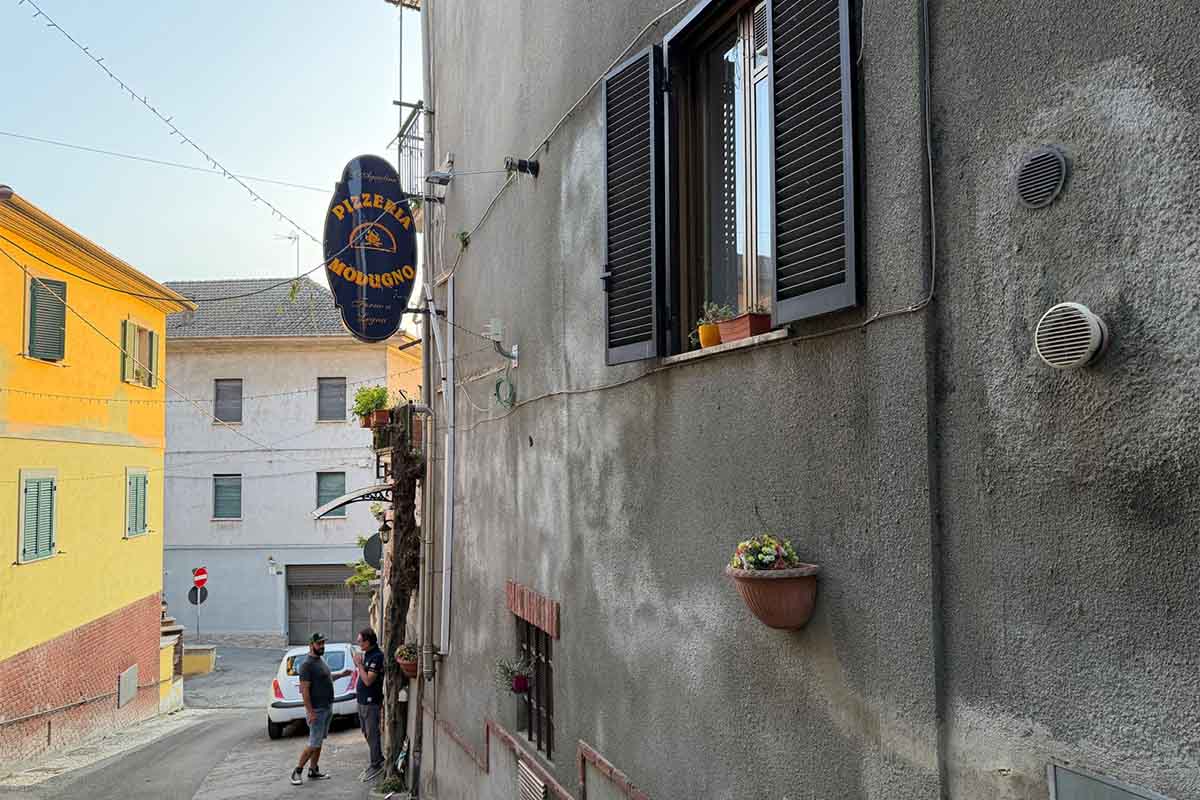 pizzeria modugno.jpg