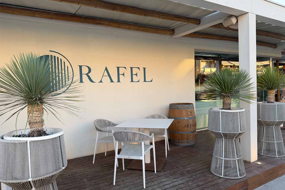 rafel-esterno.jpg