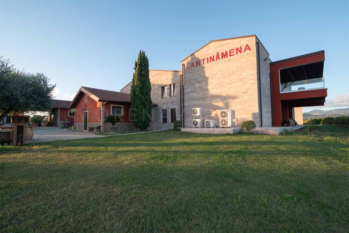 cantinamena_edificio.jpg