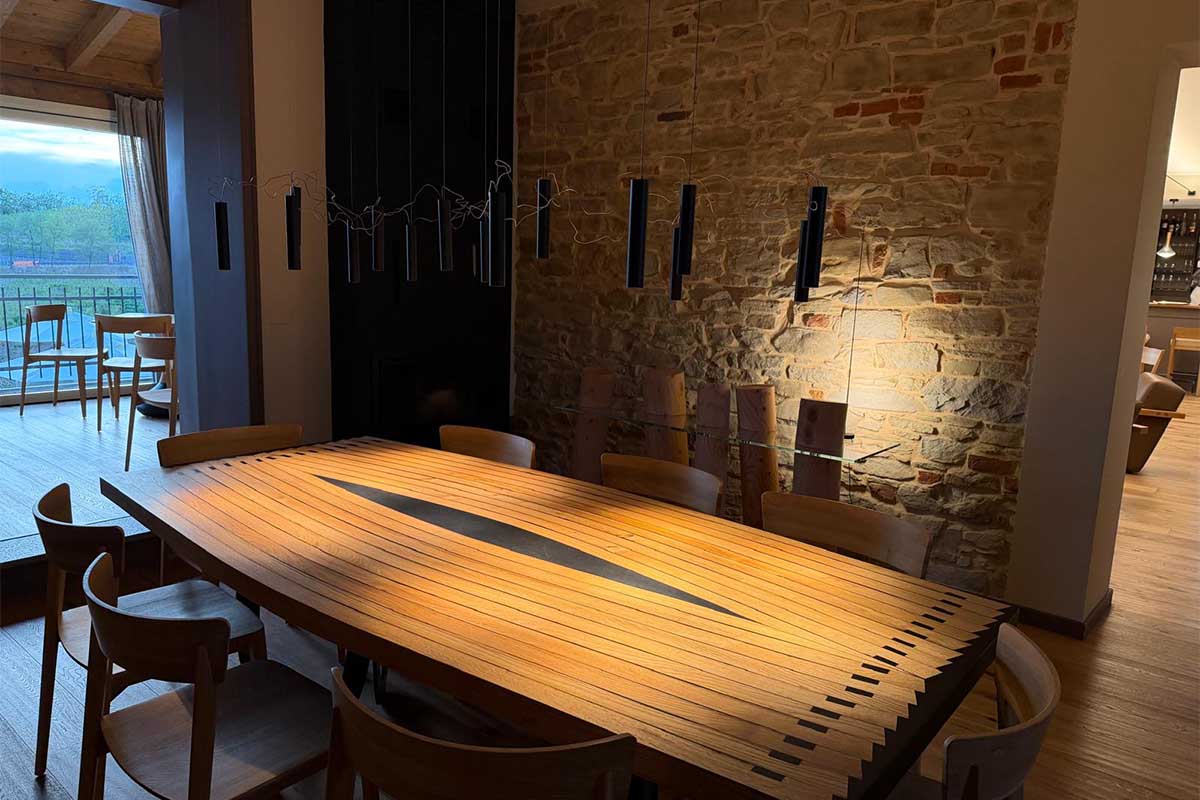 tavolo.jpg
