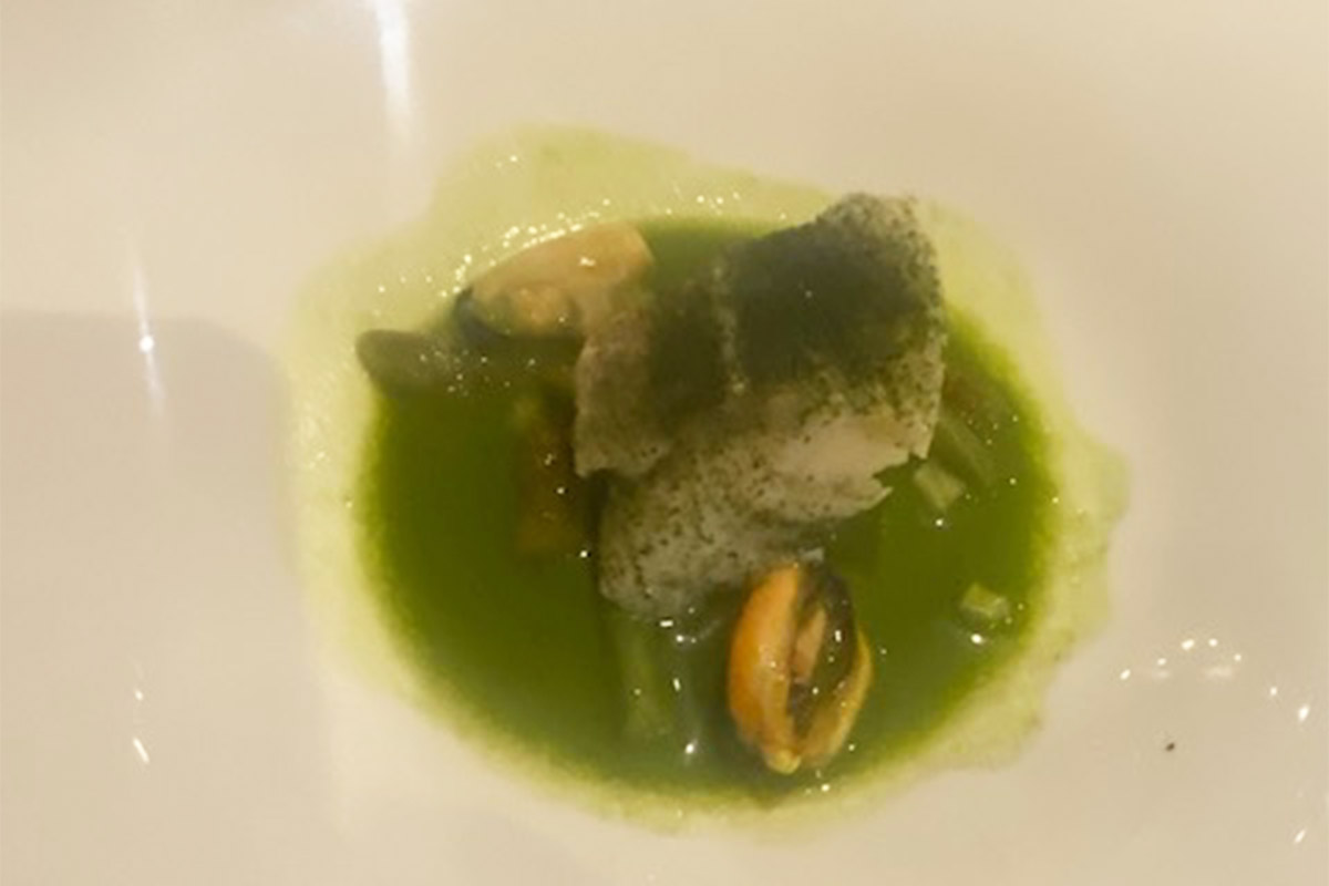 merluzzo con pesto.jpg