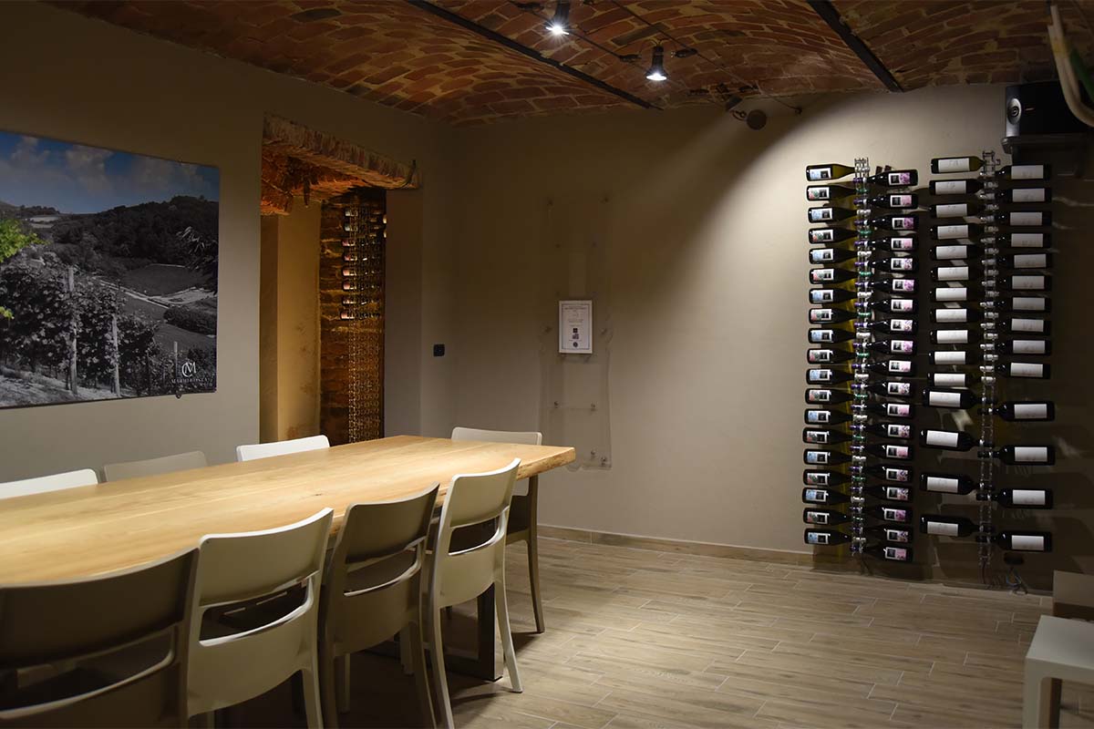 MARIO COSTA_Nuova sala Degustazione 1 copia.jpg