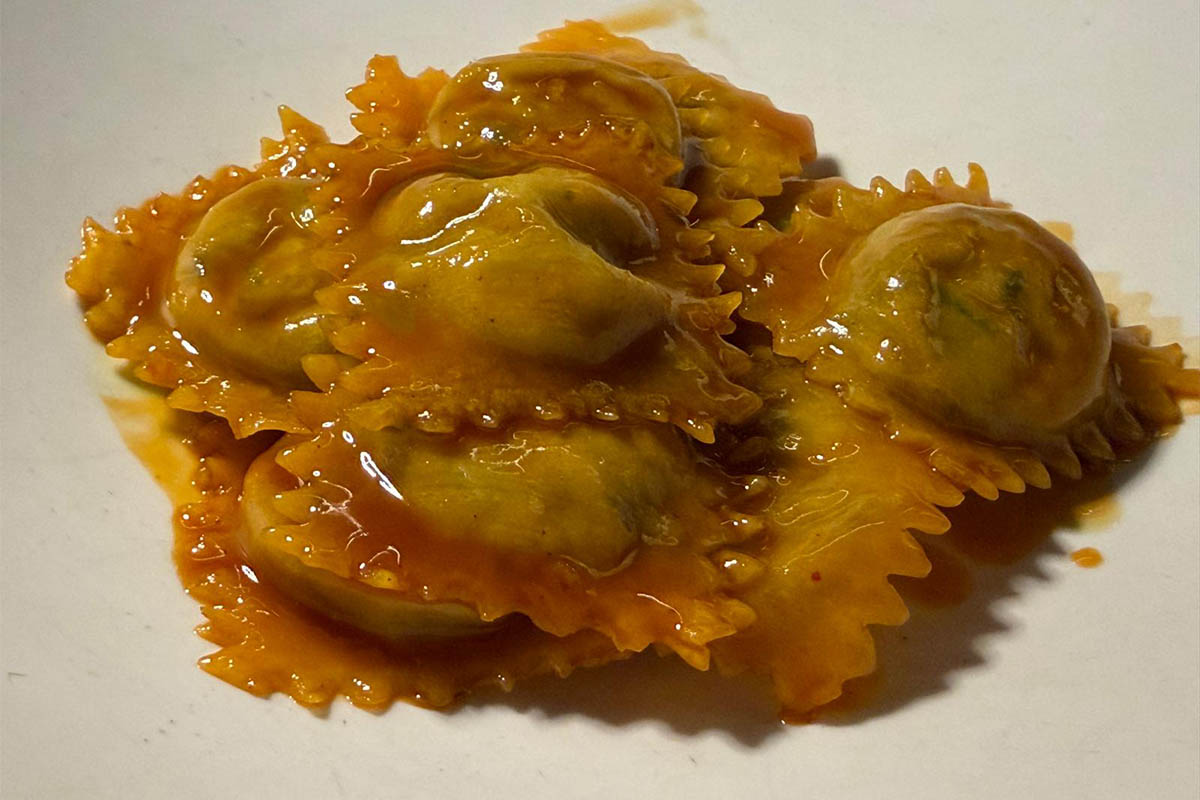 tortello di ricotta, zafferano e tenerumi.jpg