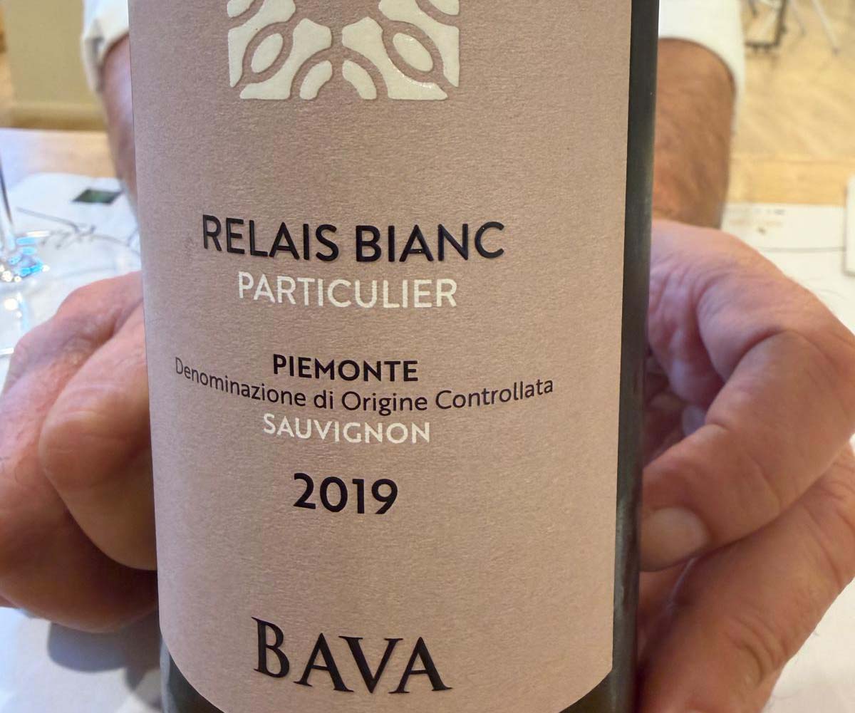 bava-relais blanc.jpg