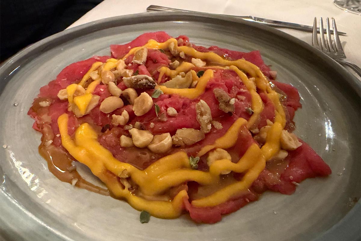 carpaccio di manzo con zucca, castagne e nocciola.jpg